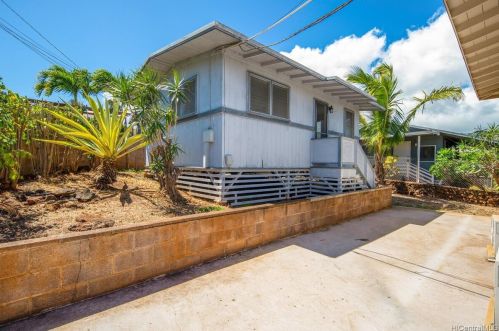 1014 15th Ave, Honolulu HI  96816-3632 exterior