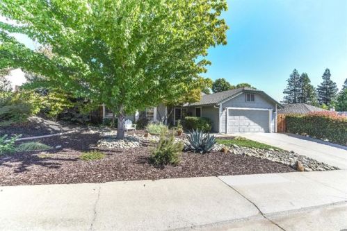 153 Bittercreek Dr, Folsom, CA 95630-2363