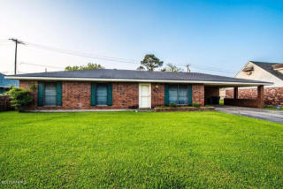 313 Beverly Blvd, Opelousas LA  70570-5801 exterior