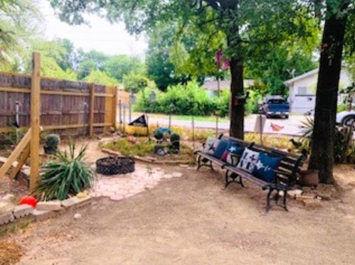 134 Gail St, Dallas, TX 75211-3709
