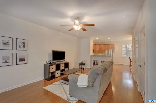 131 Longwood Dr, Charlottesville, VA 22903-4325