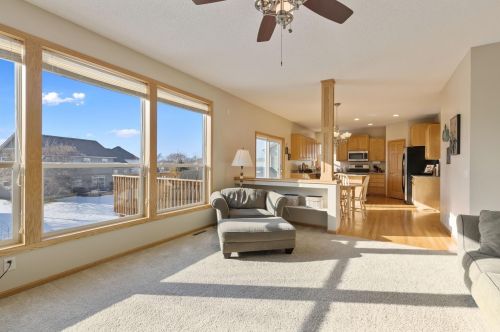 920 Drew Dr, Saint Paul MN  55129-6900 exterior