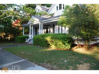 104 Zetterower Ave, Statesboro, GA 30458-7116