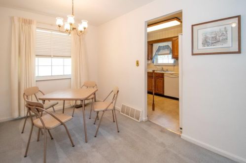 1624 Centerridge Ave, Cincinnati OH 45231-5228 exterior