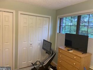 22 Rickard Ct, Trenton NJ 08648-2670 exterior