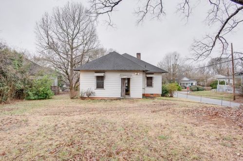 1420 Everhart St, Atlanta GA  30310 exterior