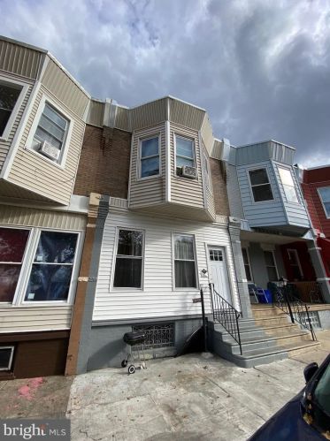 3757 10th St, Philadelphia PA 19140-3122 exterior