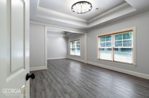 555 Glenmanor Ct, Atlanta GA  30328-4270 exterior