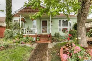 1019 15th Ave, Albany OR  97321-1821 exterior