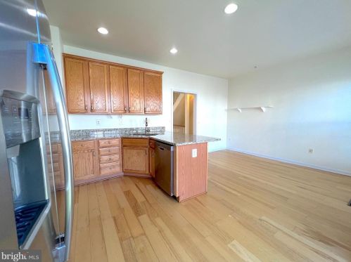 11507 Pittsford Glen Way, Silver Spring MD 20904-4203 exterior