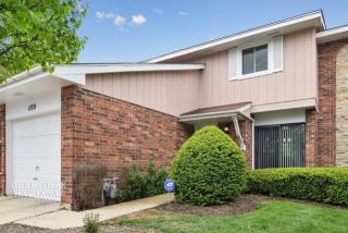 1109 Hertford Ct, Wheaton, IL 60189-7708