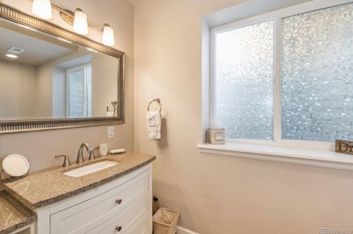 25748 Calhoun Pl, Aurora CO 80016 exterior