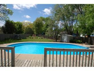 4817 Hanson Rd, Saint Paul, MN 55126-5919