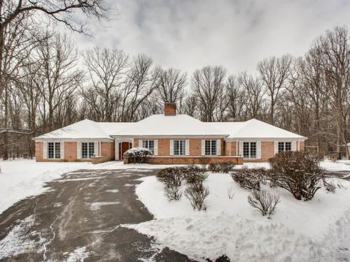 69 Treasure Ln, Bannockburn, IL 60015-3754