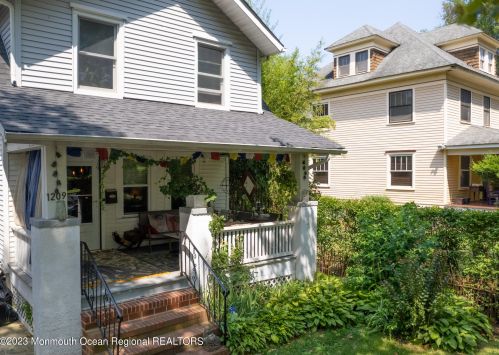1209 5th Ave, Tinton Falls, NJ 07712-4903