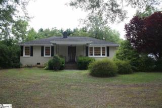 206 Galphin Dr, Greenville, SC 29609-3121