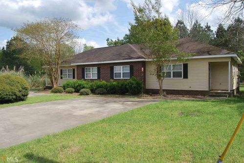 801 Jessica Ln, Statesboro, GA 30458-8924