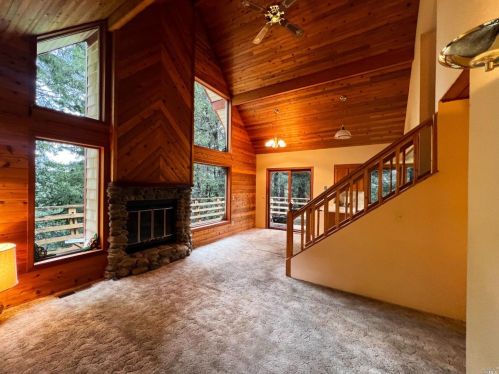 1585 Perch Way, Willits, CA 95490-8458