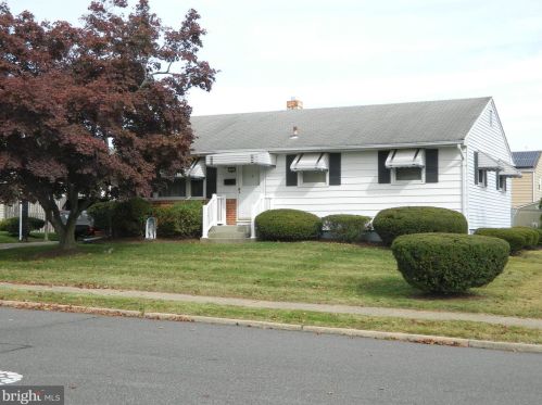 354 Sharps Ln, Trenton, NJ 08610-1339
