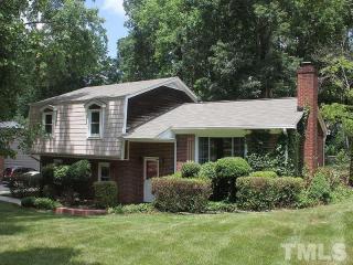 804 Roanoke Dr, Cary, NC 27513-3912