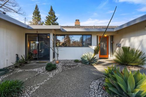 1607 Tamarack Ln, Davis, CA 95616-1026