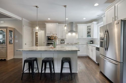 52 Candler Rd, Atlanta GA  30317-3005 exterior