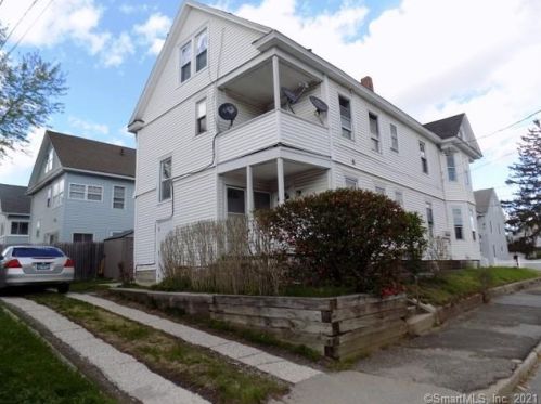 75 Benham St, Torrington, CT 06790-3615