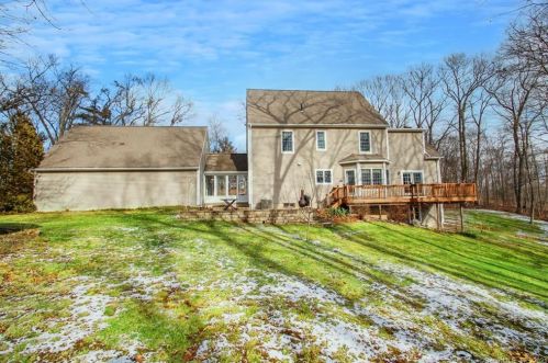 82 Sentinal Woods, Hebron, CT 06248-1268