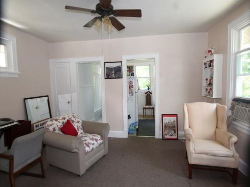 5561 Bosworth Pl, Cincinnati, OH 45212-1203