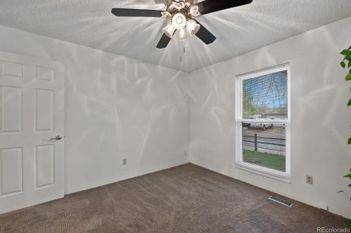 1620 Fundy Way, Aurora CO 80011-5323 exterior