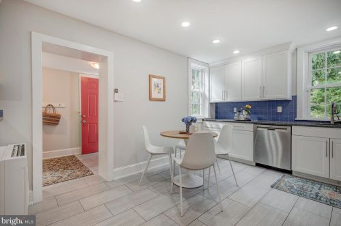 420 Allens Ln, Philadelphia PA 19119-3310 exterior