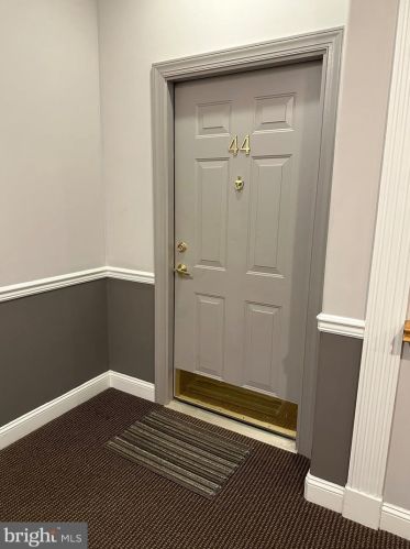 44 Kyle Way, Trenton NJ  08628-2518 exterior