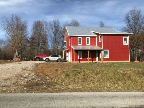 385 Cedar Point Rd, Brushy, IL 62935