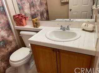 12722 Royal Palm Ln, Riverside CA  92503-7077 exterior