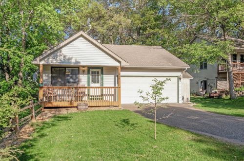 237 8th St, Otsego, MN 55330-1581