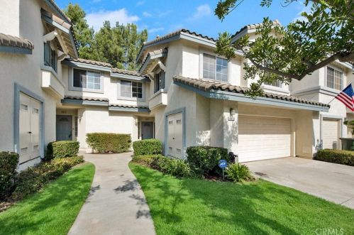8055 Treeview Ct, Anaheim, CA 92808-1553