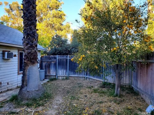 10348 Victoria Ave, Riverside CA  92503-6022 exterior
