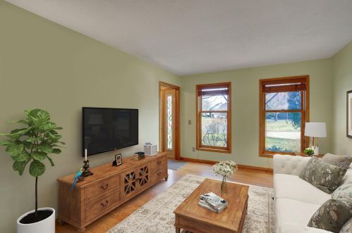 919 Crown Ct, Saint Paul, MN 55118-4201
