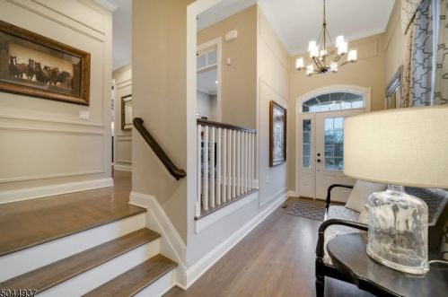 20 Howland Ter, Morristown, NJ 07960-6577