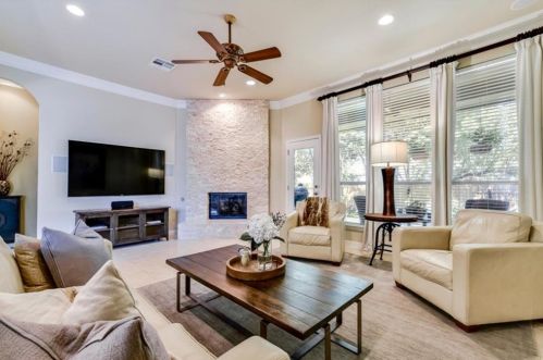 7500 Black Mountain Dr, Austin TX  78736-3361 exterior