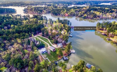 80 Holly Harbor Ln, Mayfield, GA 31087-5326