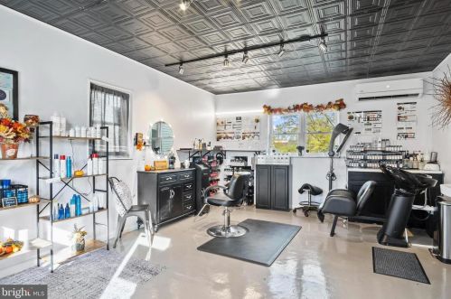 231 Alters Rd, Carlisle PA 17015-8969 exterior