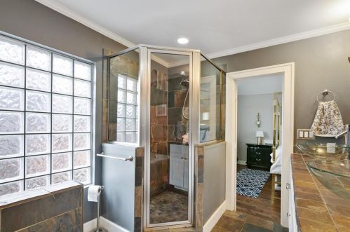 1301 Virginia Pl, Fort Worth TX  76107-2436 exterior