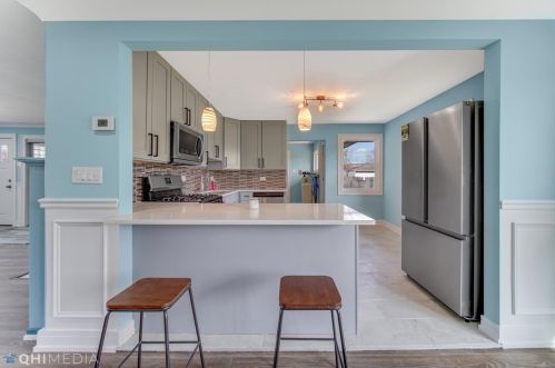 135 73rd Ave, Gary IN  46410-3657 exterior