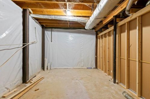 6697 Cambridge Dr, Rex GA 30273-2042 exterior