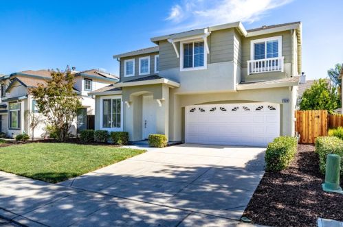 2524 Ontario Dr, Tracy, CA 95304-5819