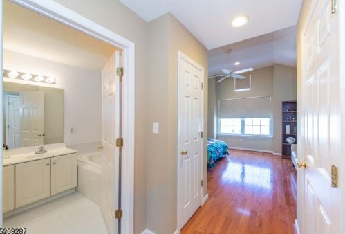 7 Sycamore Ln, Dover NJ  07869-3704 exterior