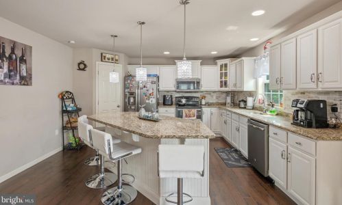 7 Copperwood Ln, Ephrata PA  17522-9186 exterior