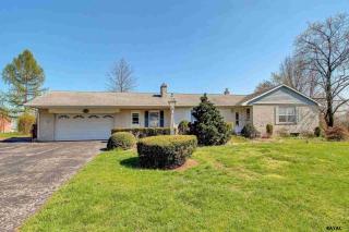 4610 Paradise Rd, York PA  17315-3906 exterior