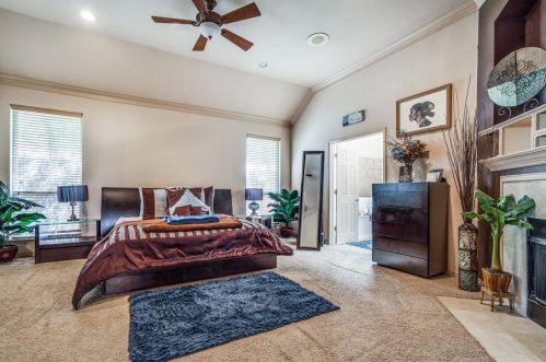 2300 Manchester Ct, Carrollton TX exterior